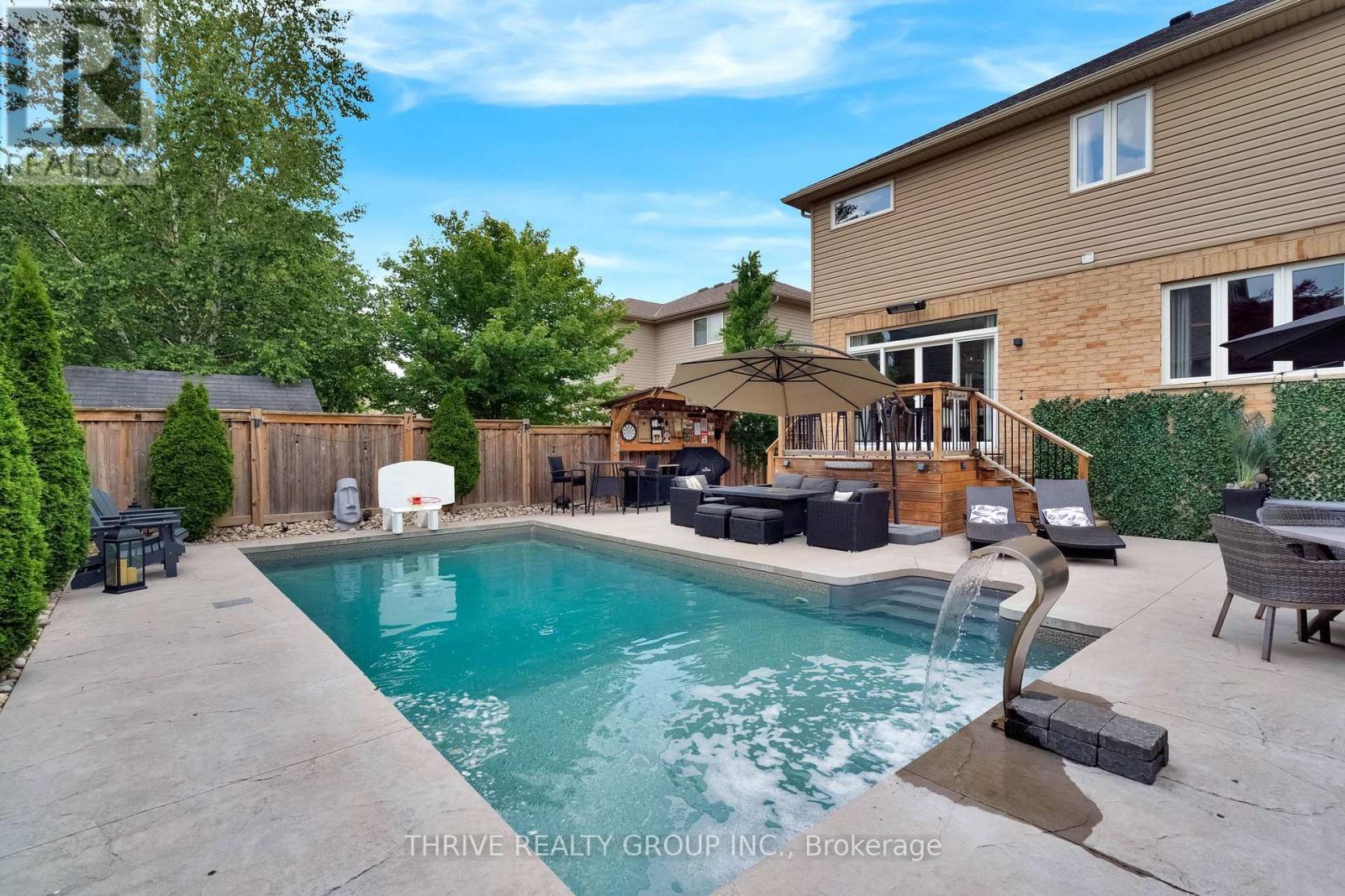 1903 JUBILEE CRESCENT - 29