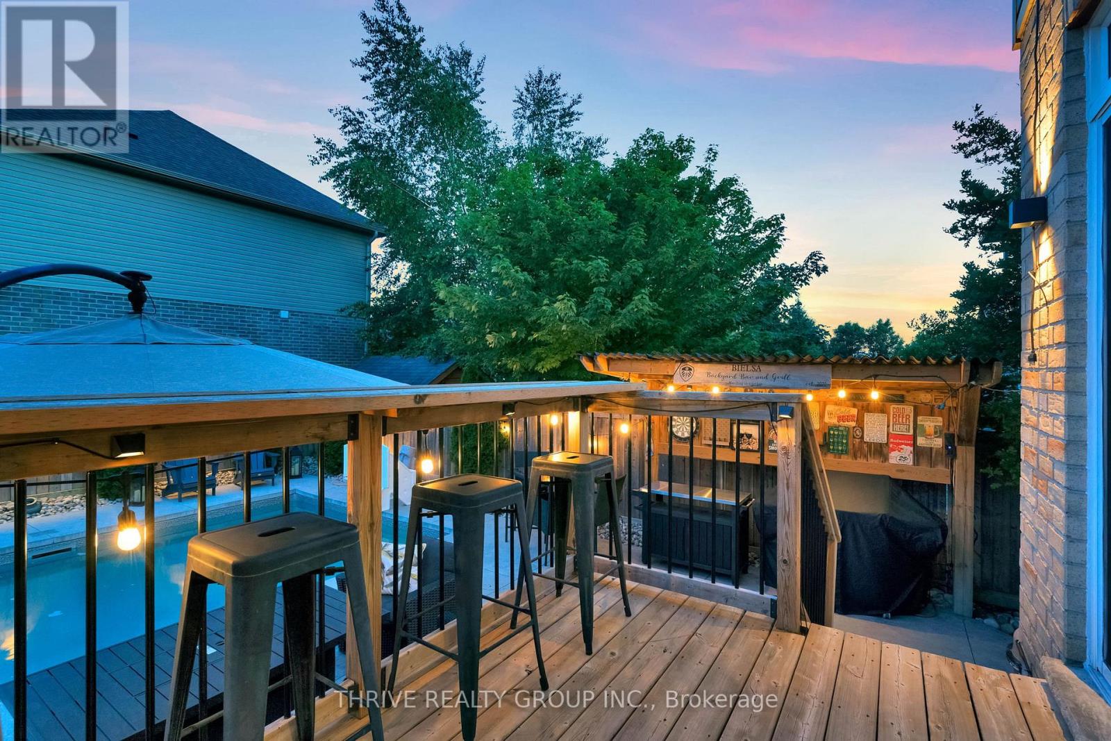 1903 JUBILEE CRESCENT - 40