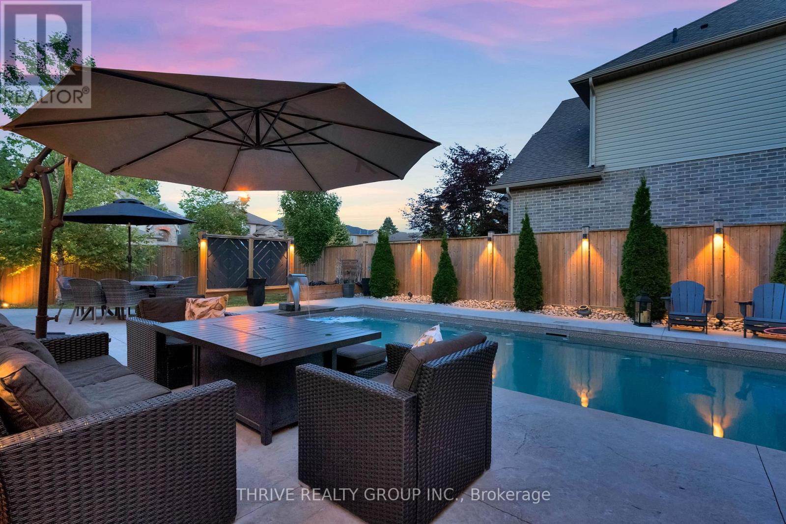1903 JUBILEE CRESCENT - 41