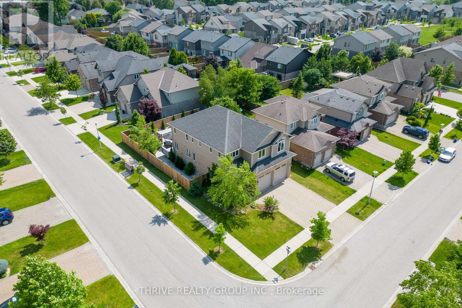 1903 JUBILEE CRESCENT - 44