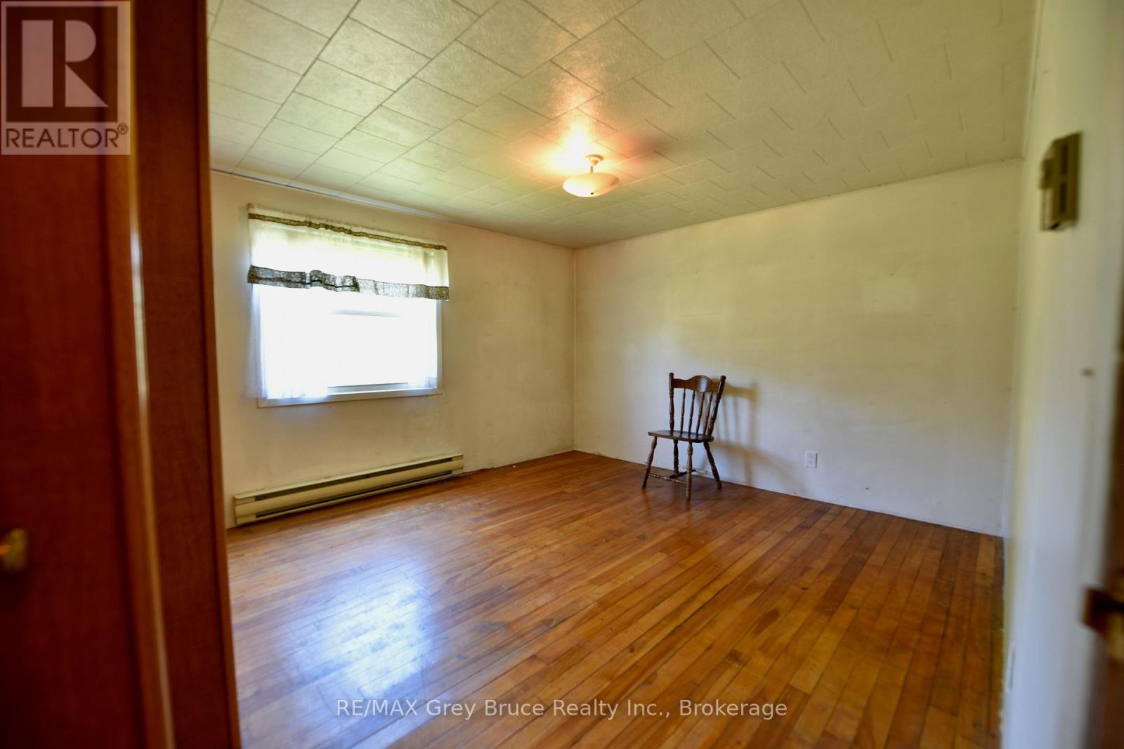 43 BARTLEY DRIVE - 29