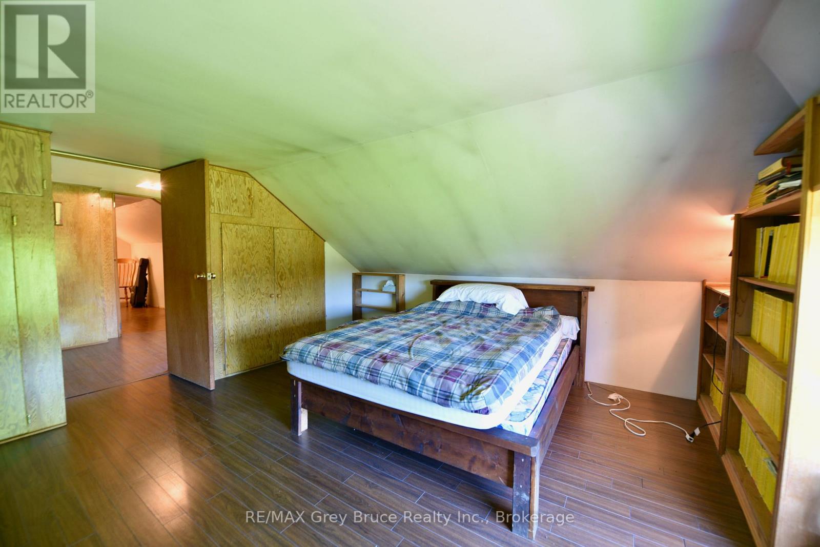 43 BARTLEY DRIVE - 36