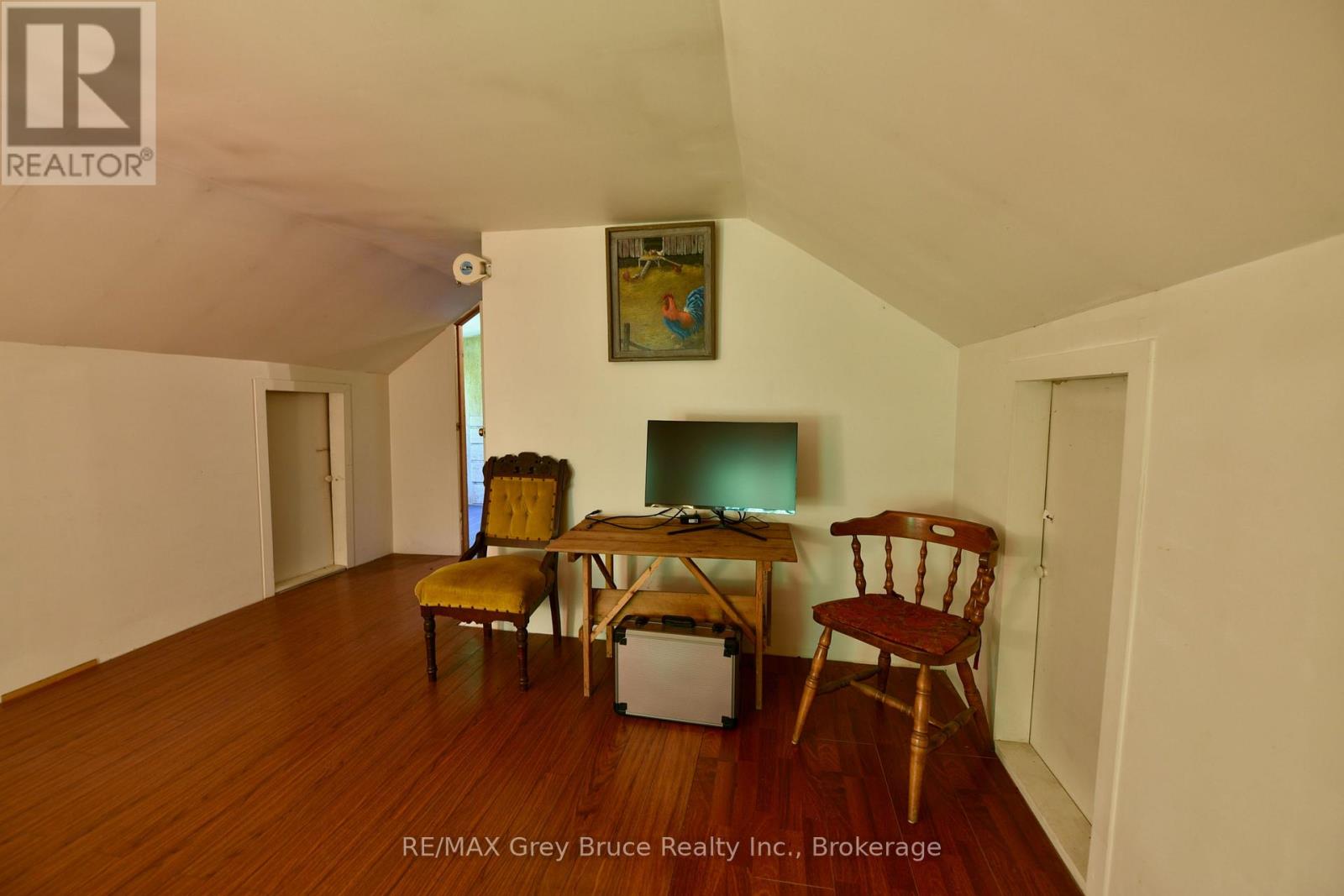 43 BARTLEY DRIVE - 39