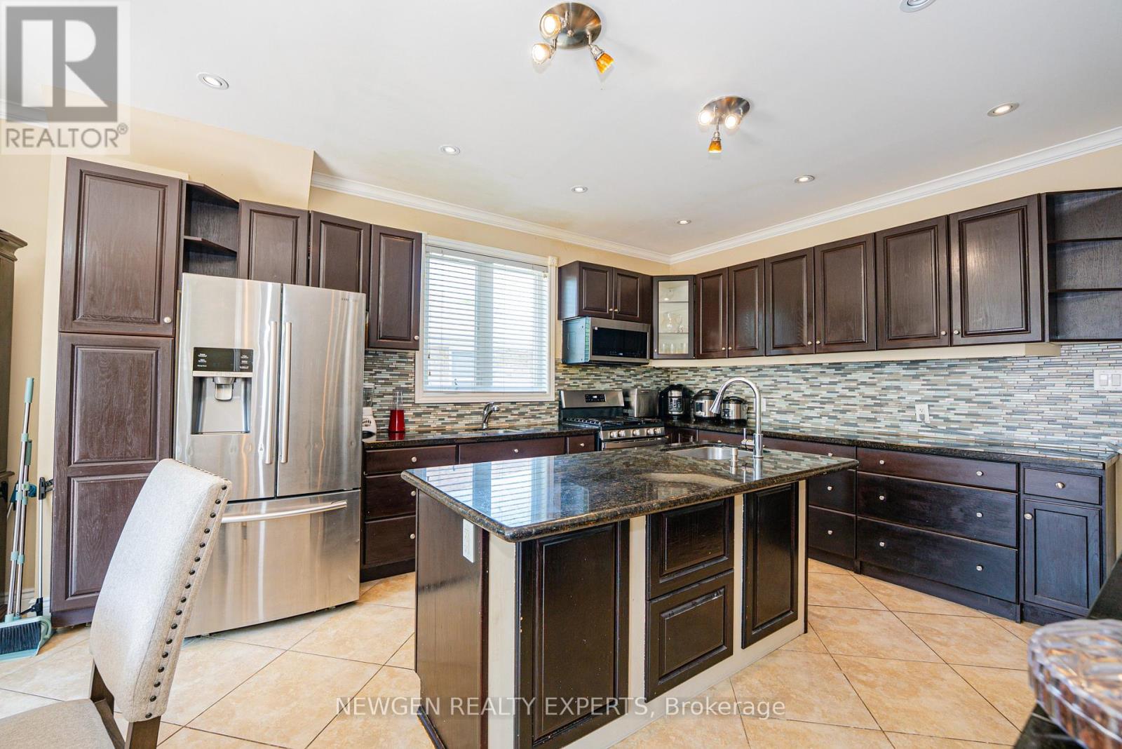 11 BENWAY DRIVE - 13