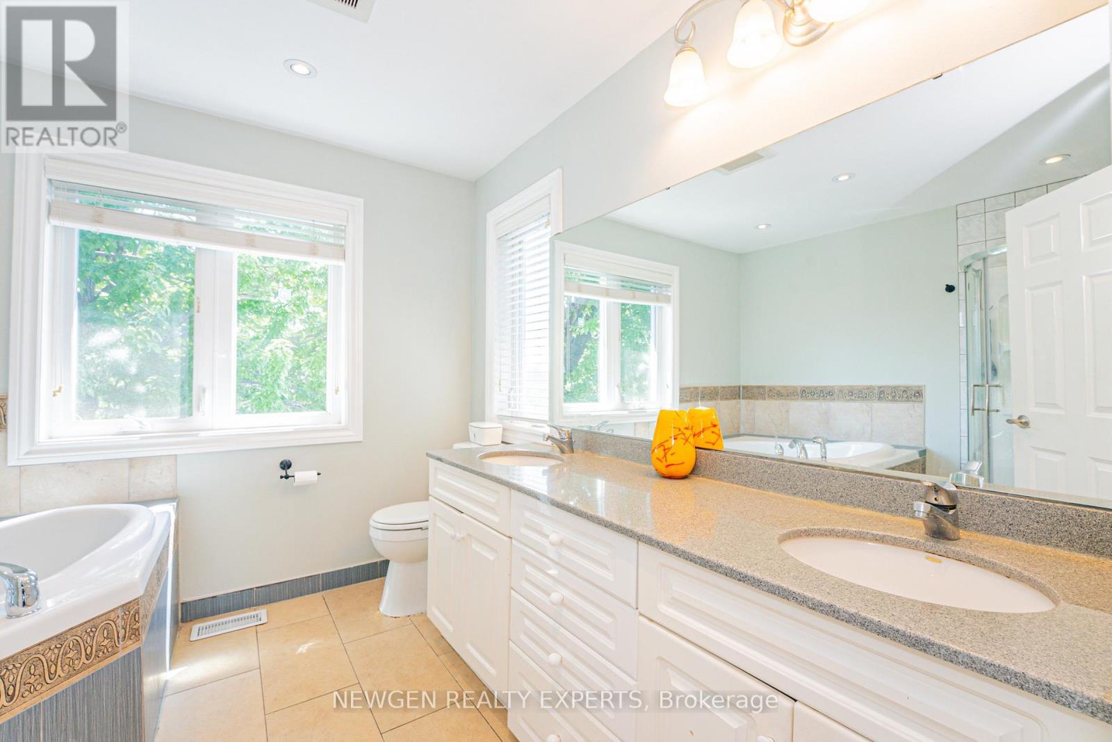 11 BENWAY DRIVE - 22