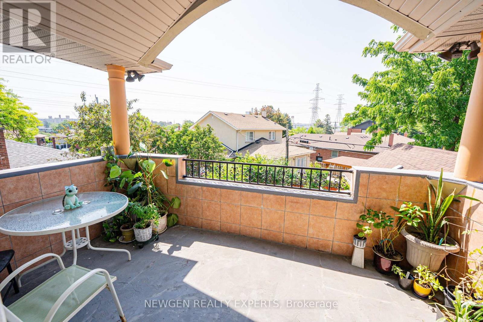 11 BENWAY DRIVE - 23