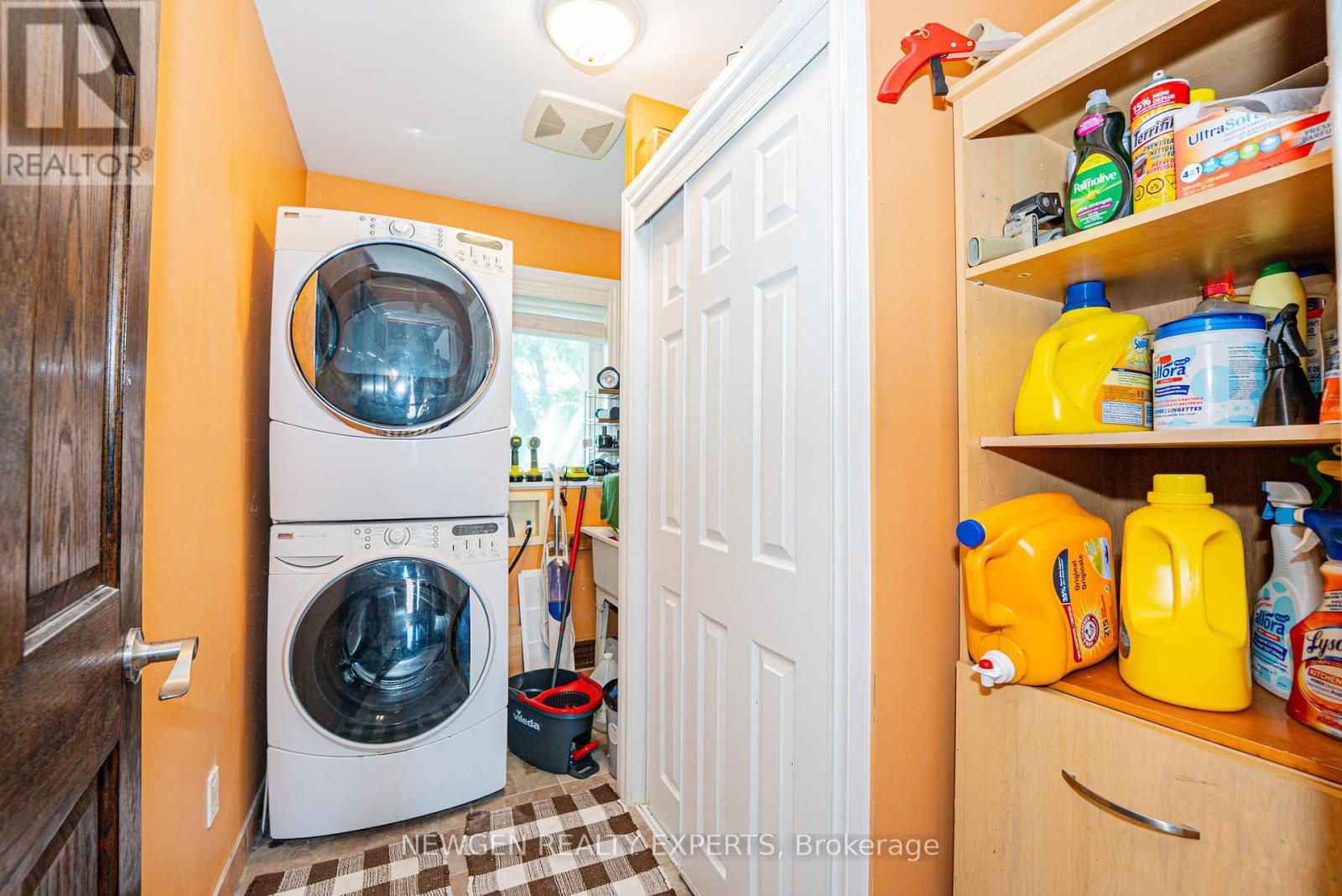11 BENWAY DRIVE - 30