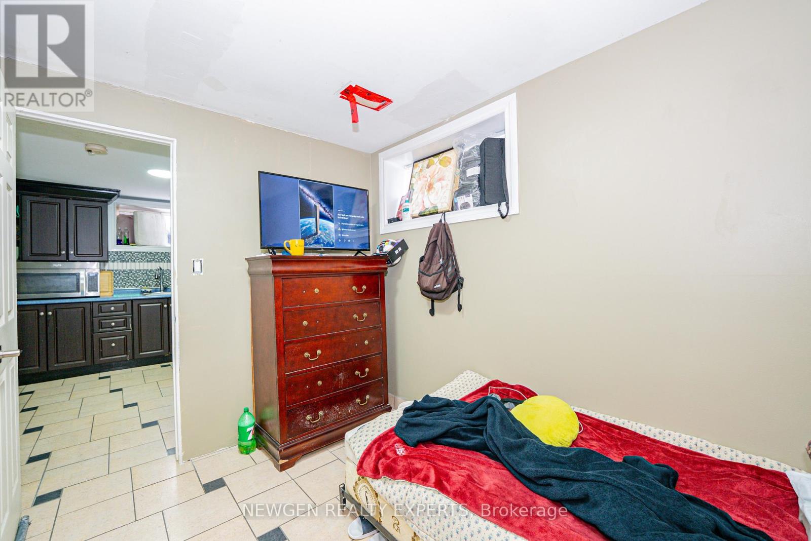 11 BENWAY DRIVE - 34
