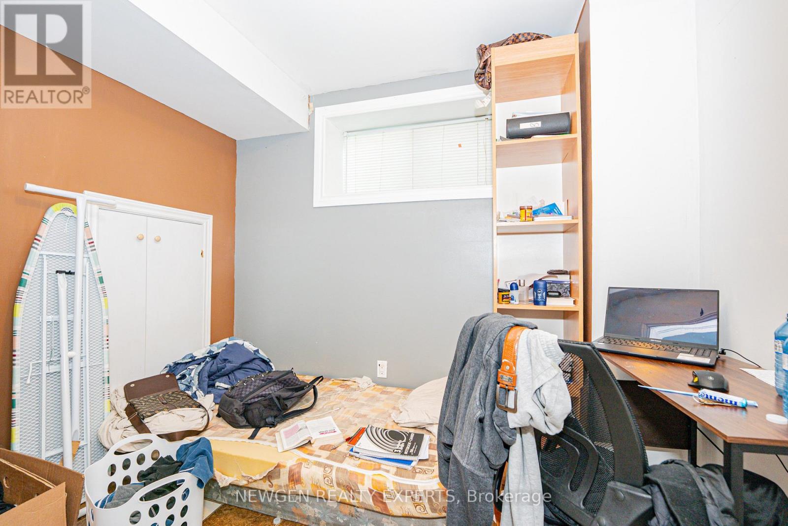 11 BENWAY DRIVE - 36