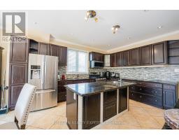 11 Benway Drive, Toronto, ON M9W1Z2 Photo 13