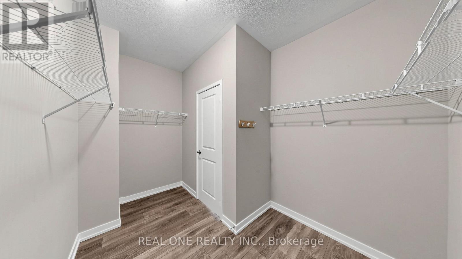 3151 MINTWOOD CIRCLE - 21