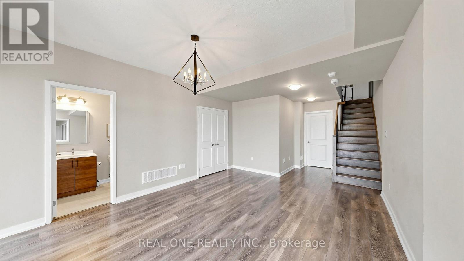3151 MINTWOOD CIRCLE - 37