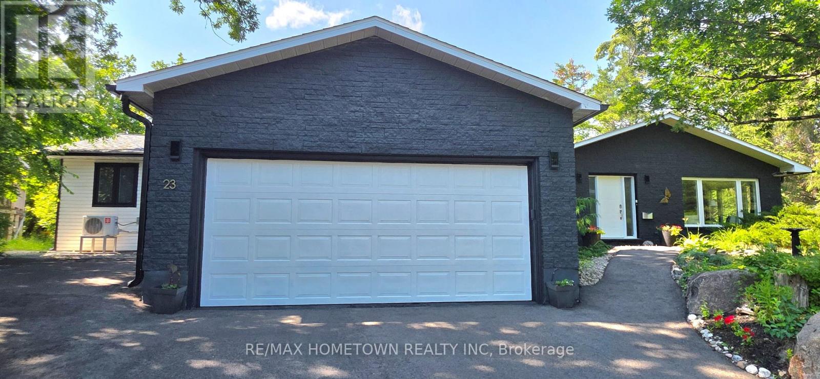 23 PINEVIEW ROAD - 3
