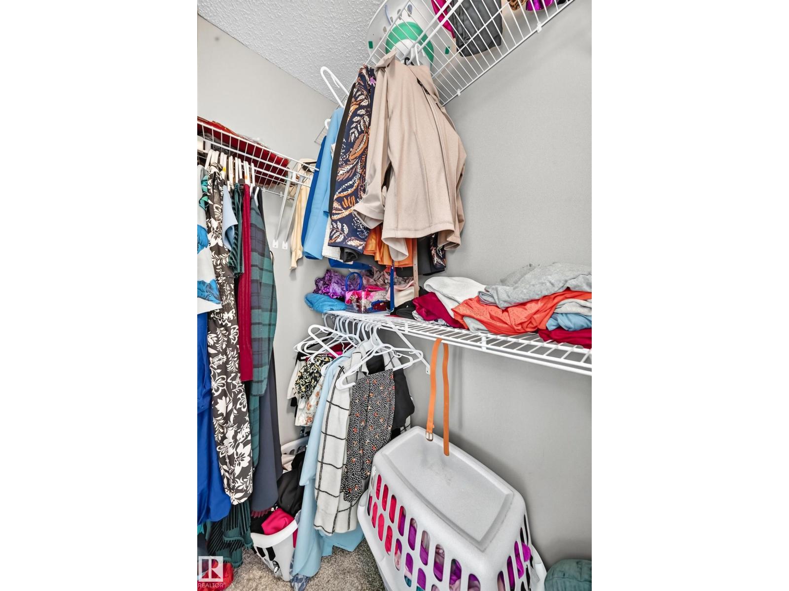 10 415 clareview Rd NW NW NW - 18