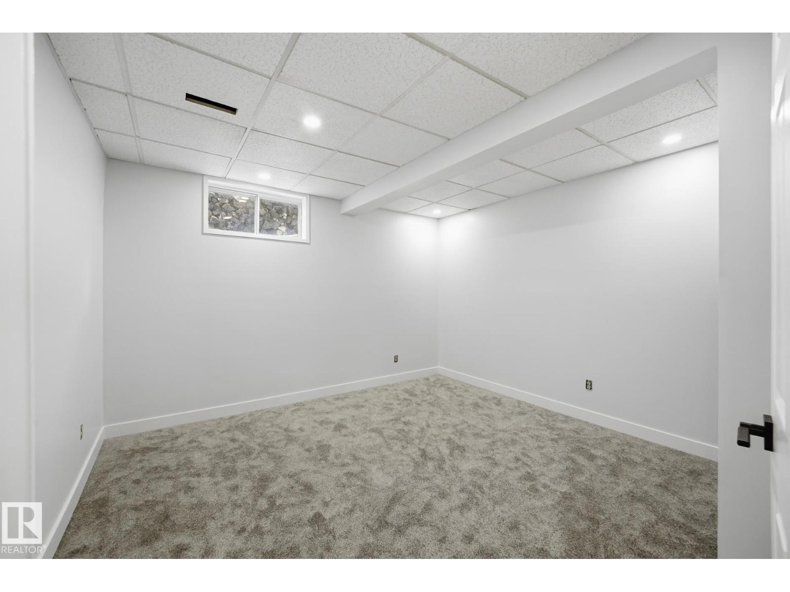 12303 152C AV NW — photo 27