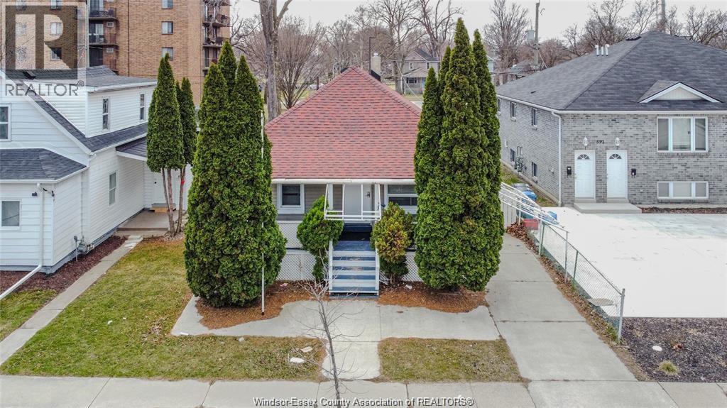 609 St. Joseph - 1