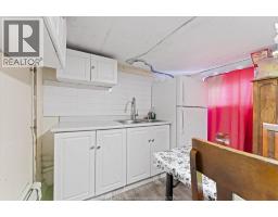 3060 Sandwich, Windsor, ON N9C1A4 Photo 29