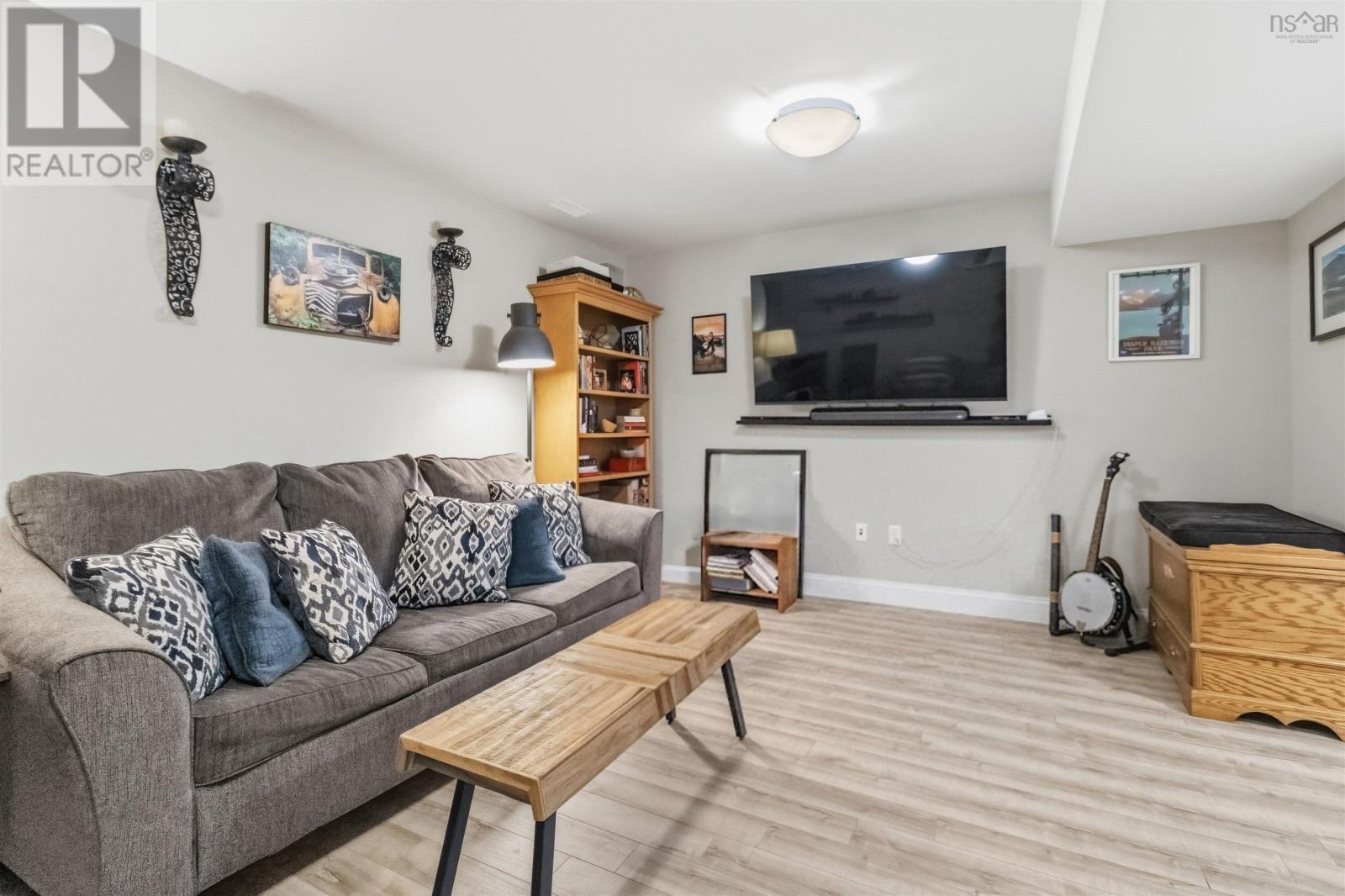 146 Maple Grove Avenue - 33