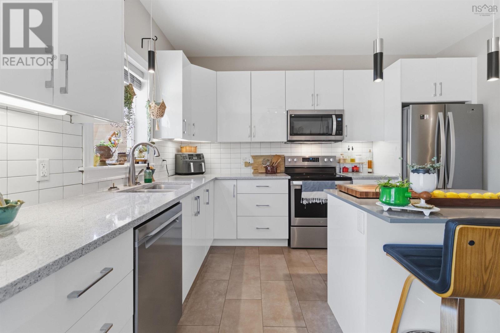 146 Maple Grove Avenue - 3