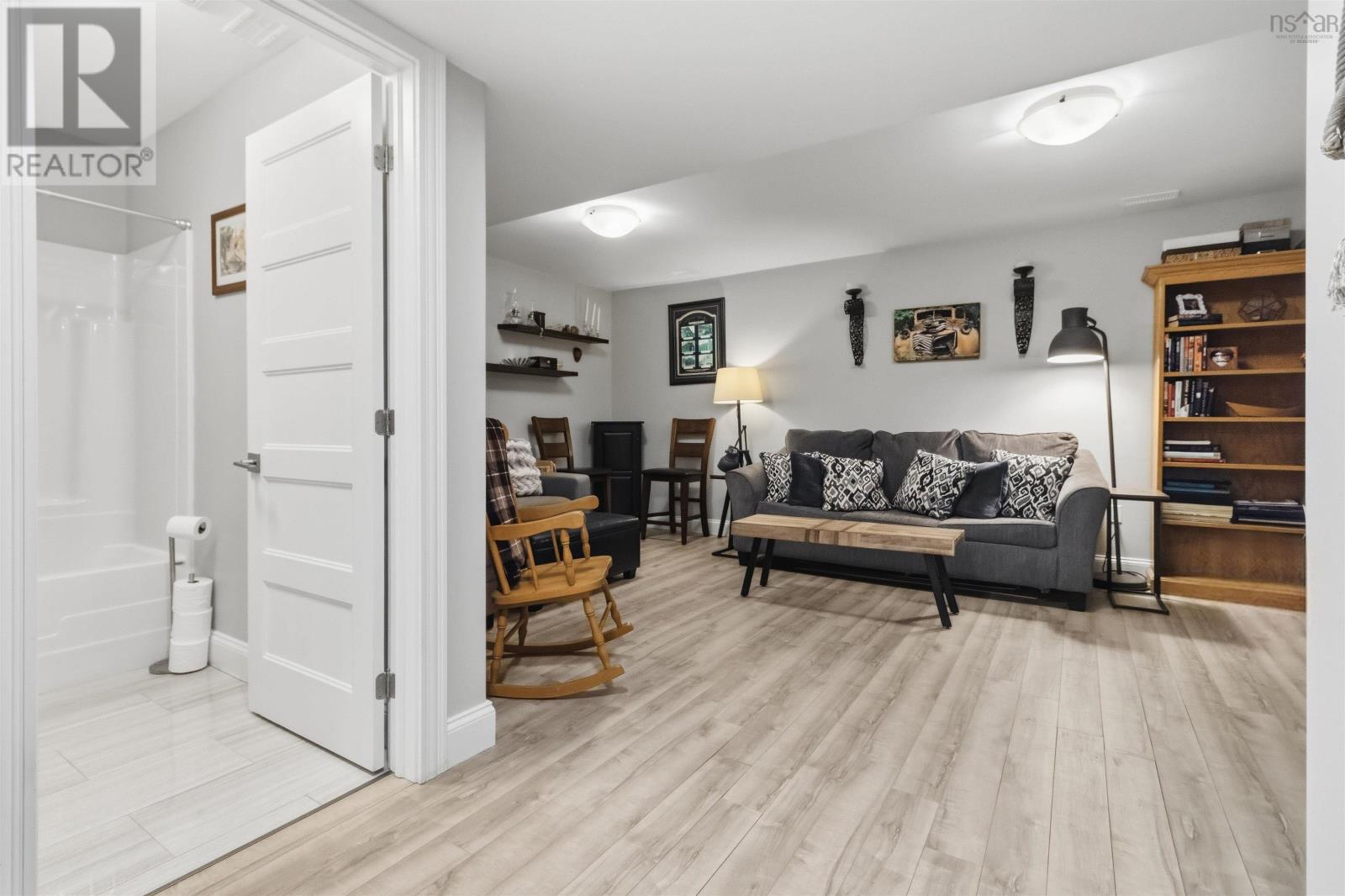 146 Maple Grove Avenue - 34