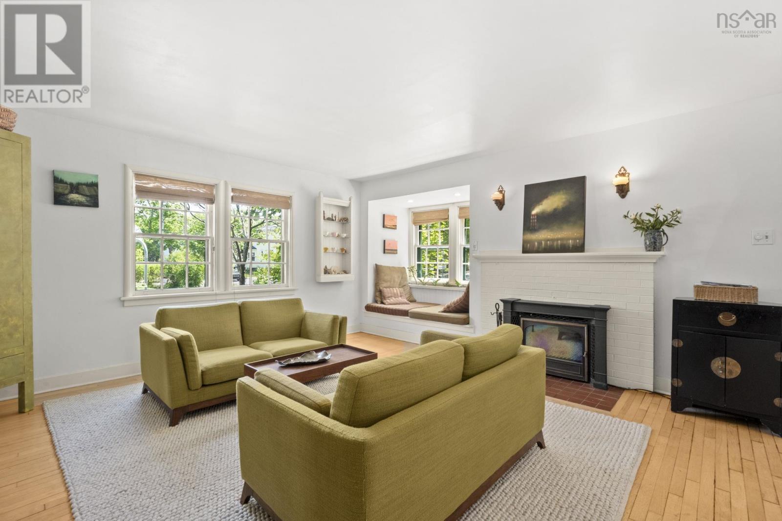 6161 Watt Street - 6