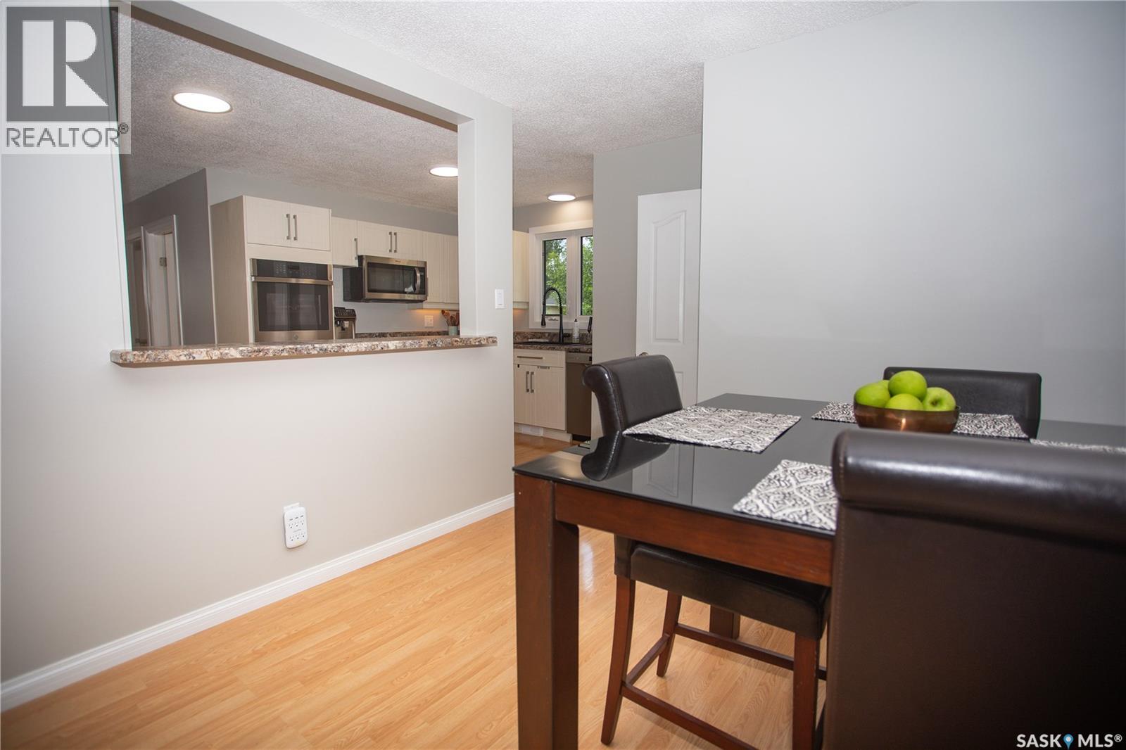 365 WATERLOO CRESCENT — photo 10