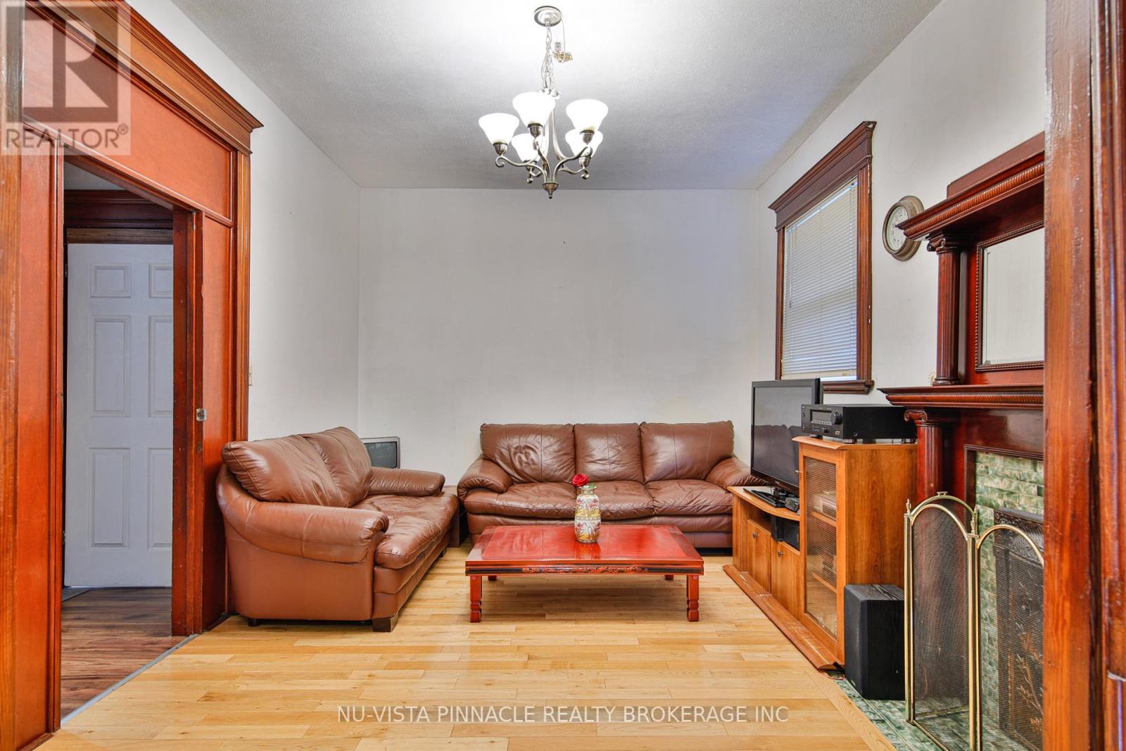 93 STANLEY STREET - 17