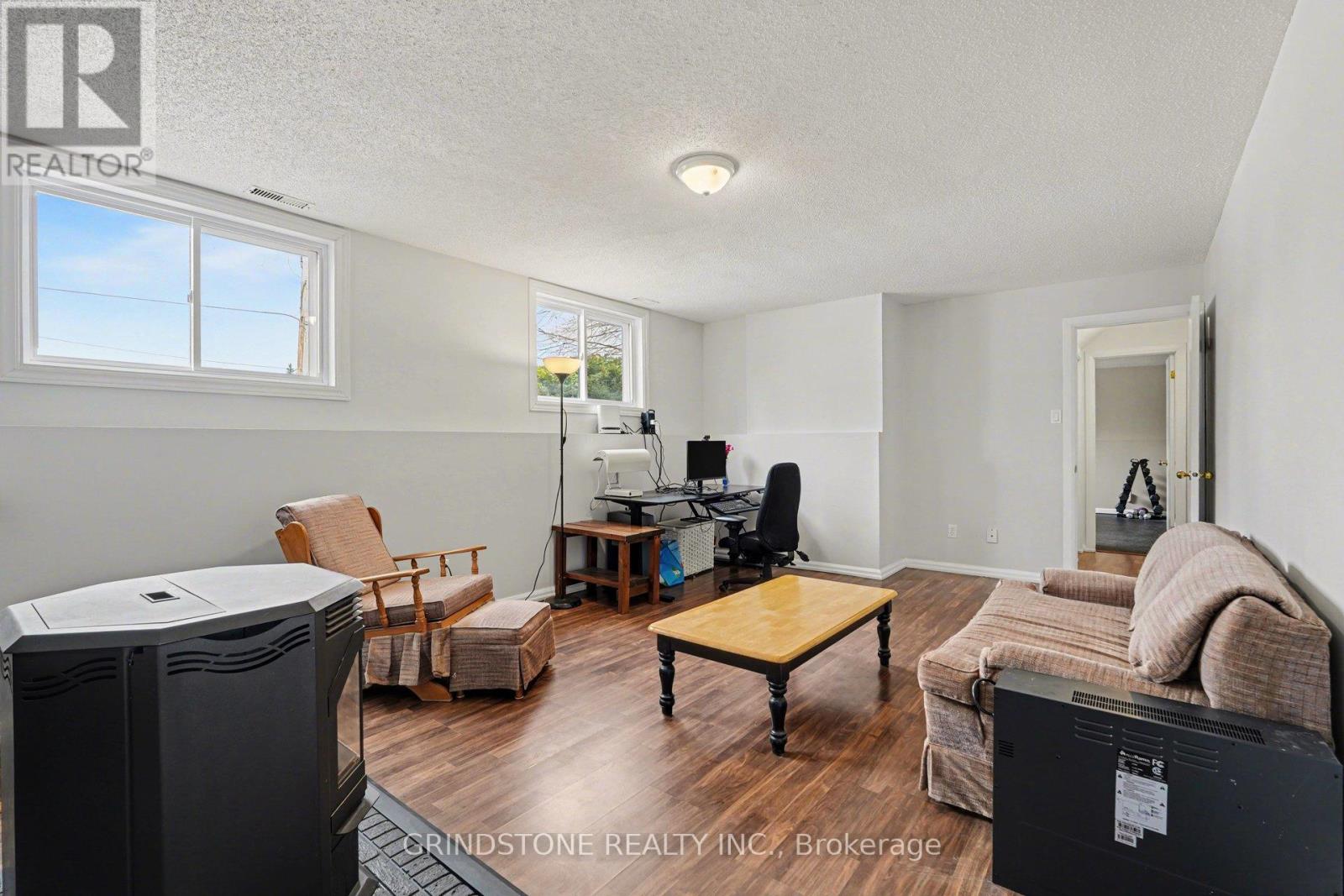319 RIVERWOOD DRIVE - 23