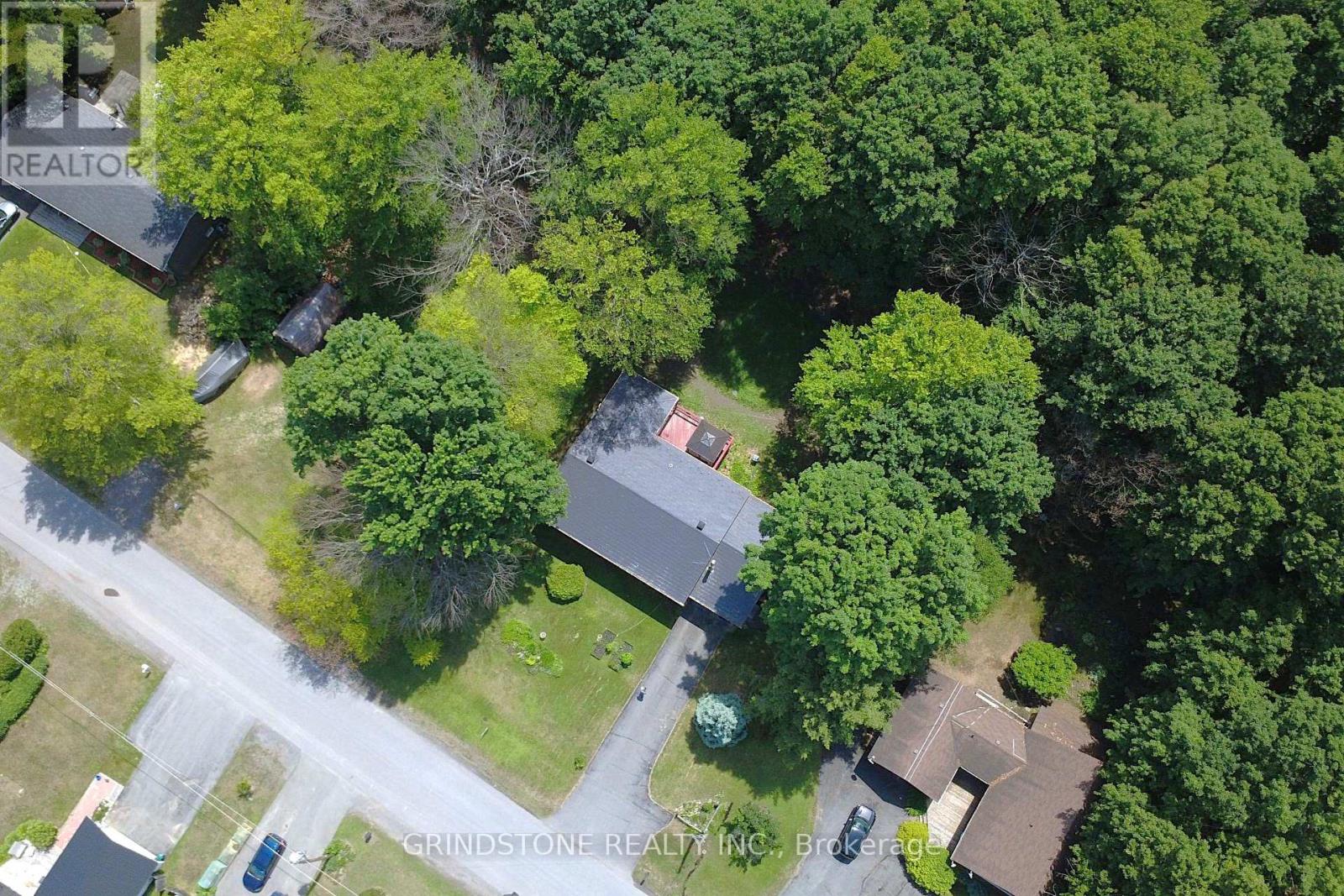 319 RIVERWOOD DRIVE - 32