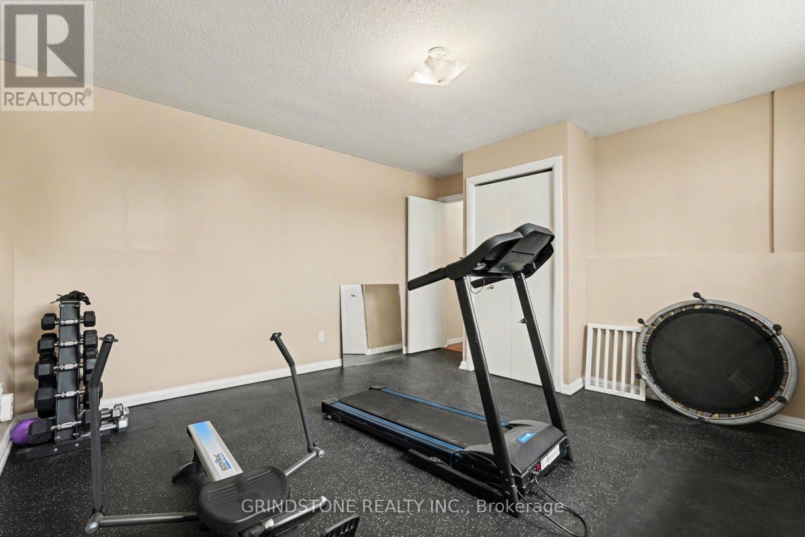 319 RIVERWOOD DRIVE - 25