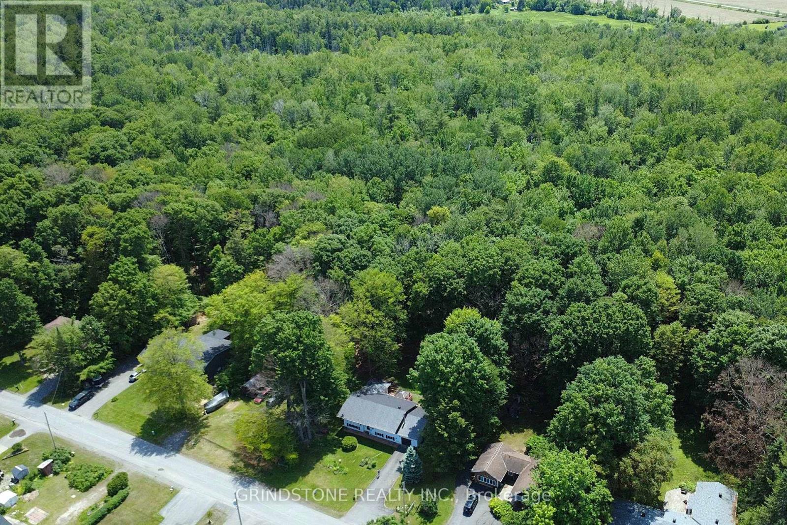 319 RIVERWOOD DRIVE - 33