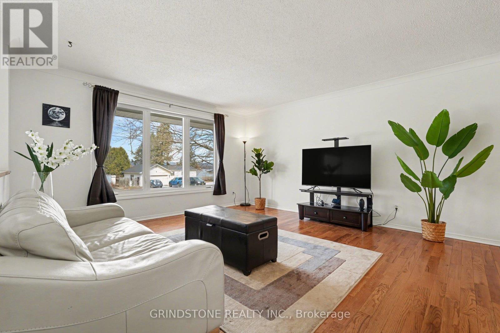 319 RIVERWOOD DRIVE - 4