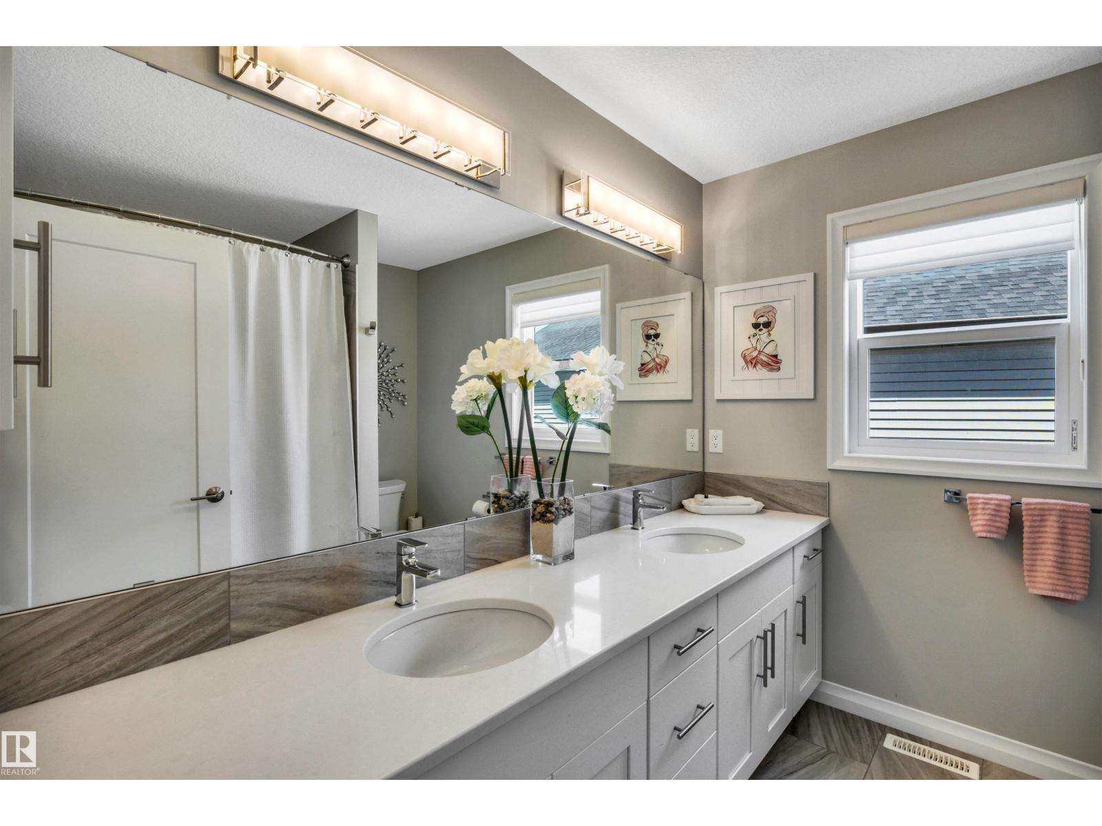 1239 DANIELS CR SW — photo 35