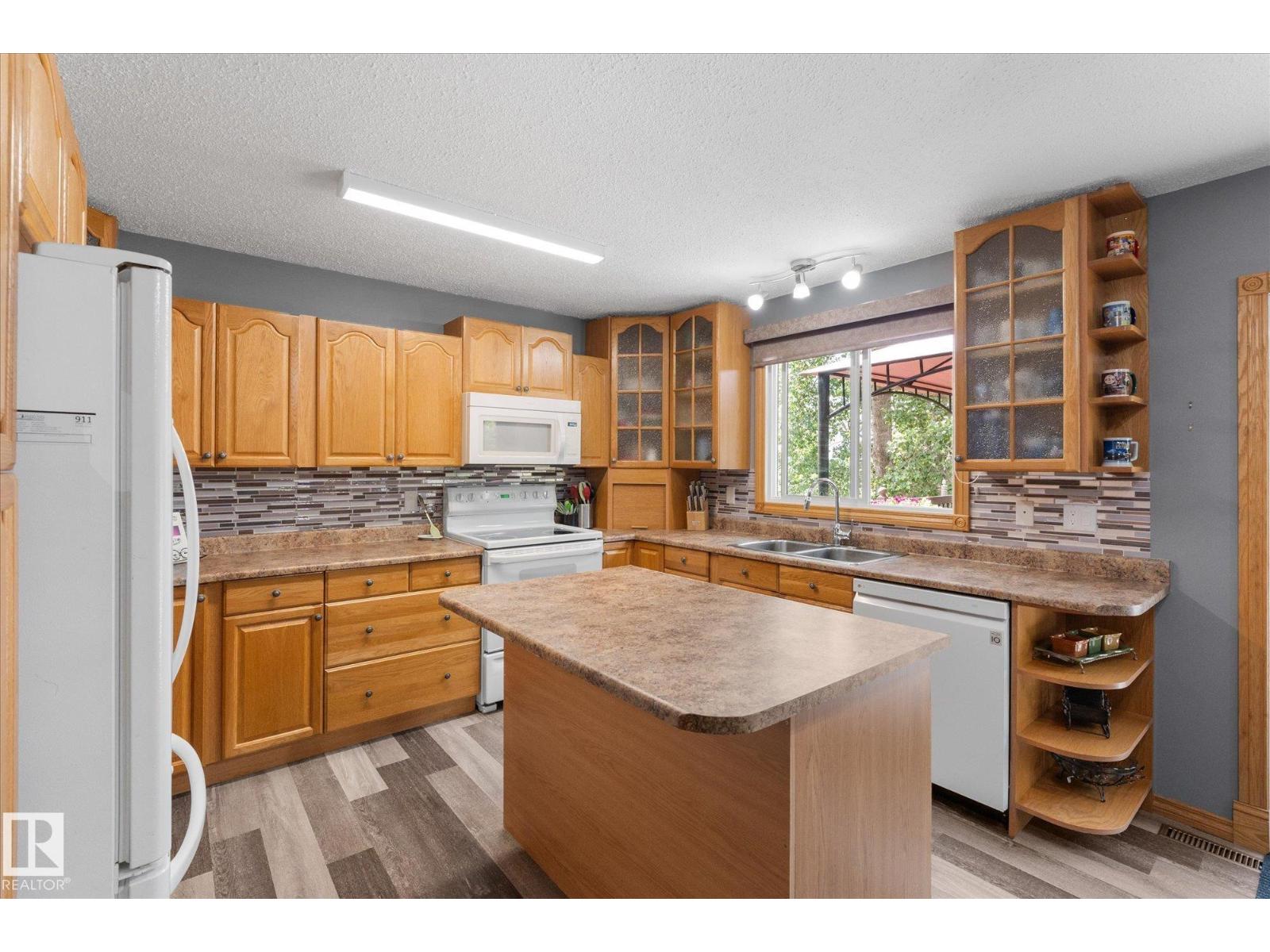 #2 1511 PARKLAND DR — photo 20