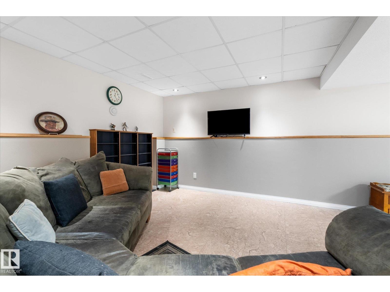 #2 1511 PARKLAND DR — photo 35