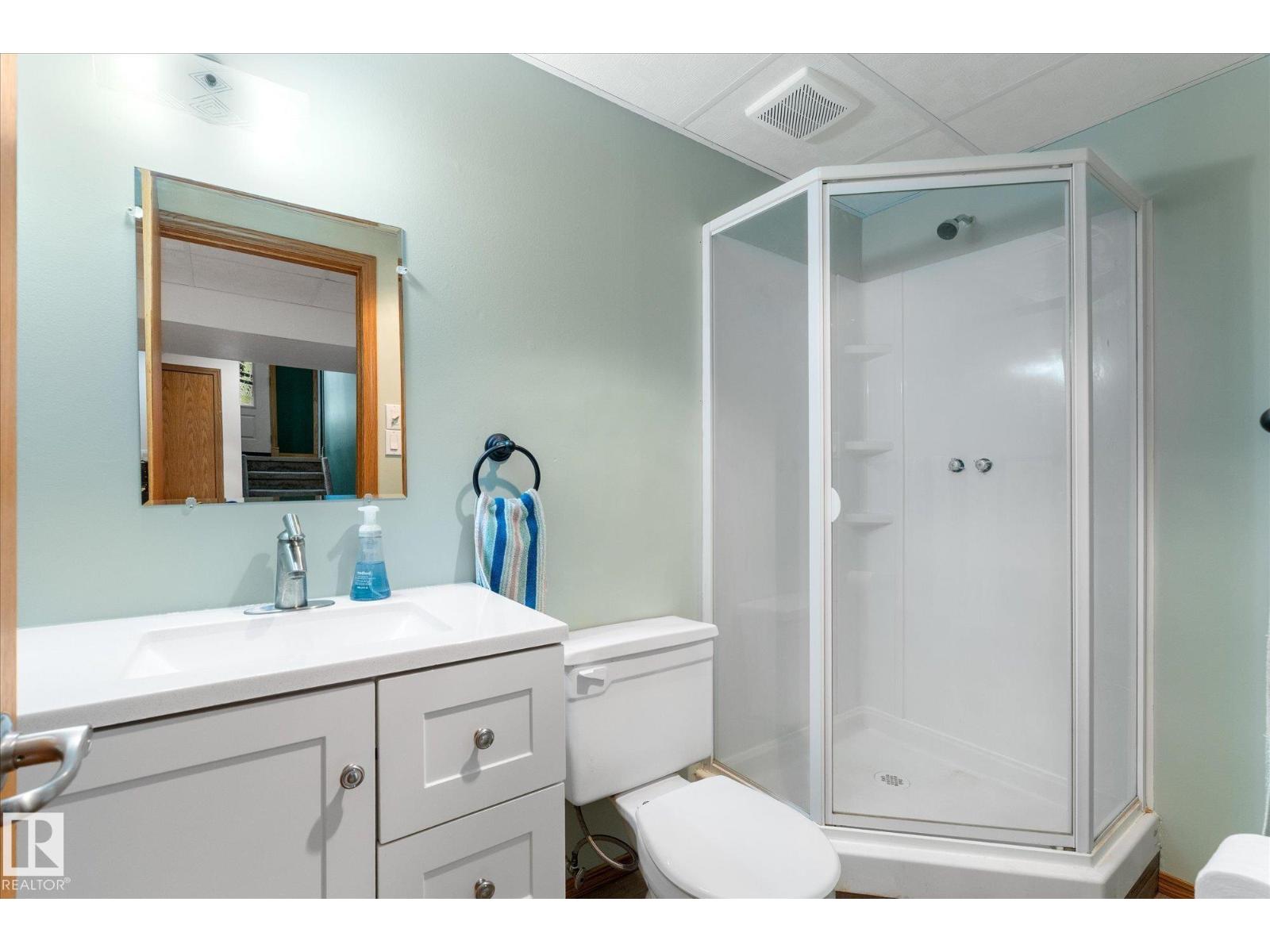 #2 1511 PARKLAND DR — photo 42