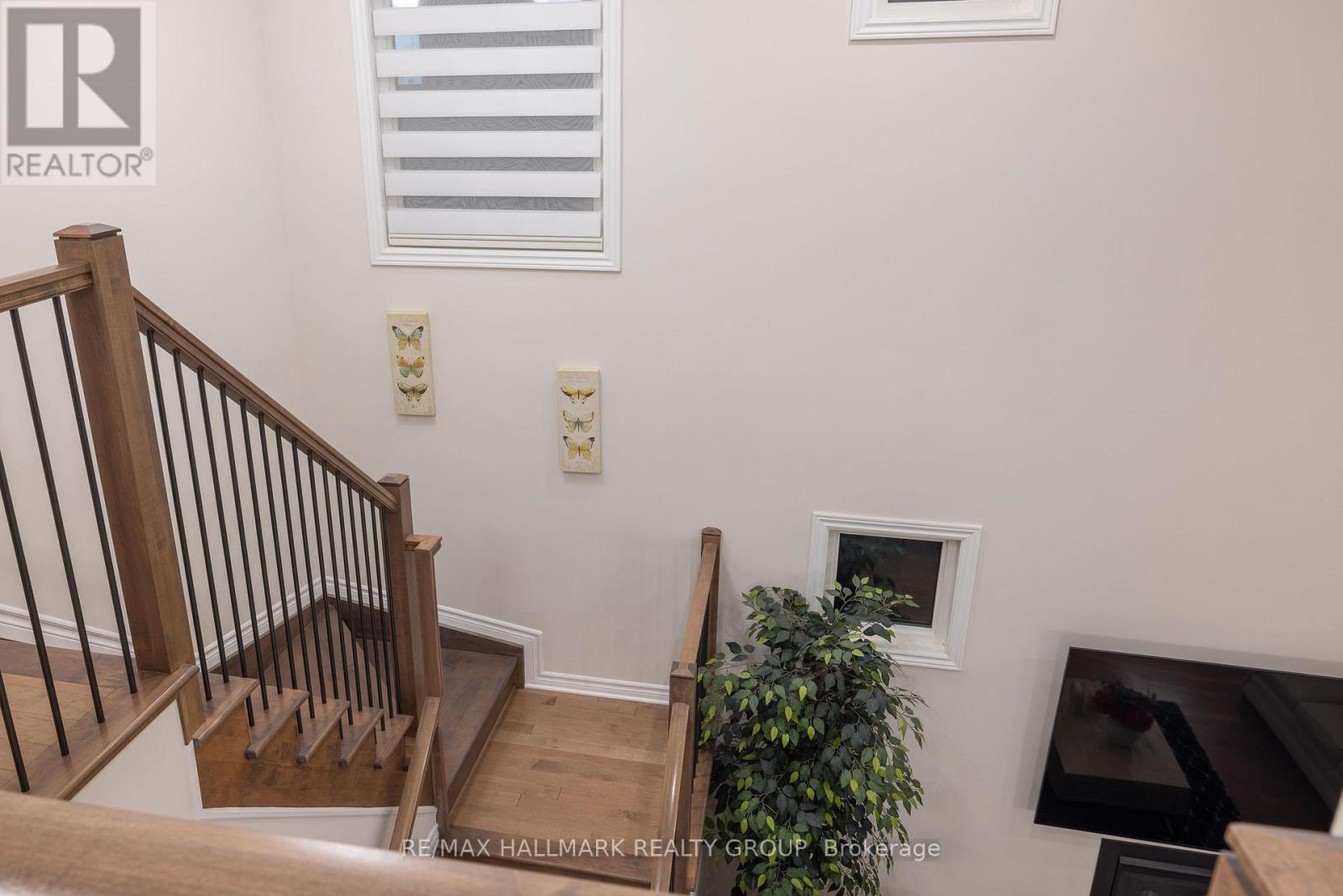 House for Rent in Ottawa – 57 ZAATIIK GROVE, Ottawa – By Peter Sagos - Image 34