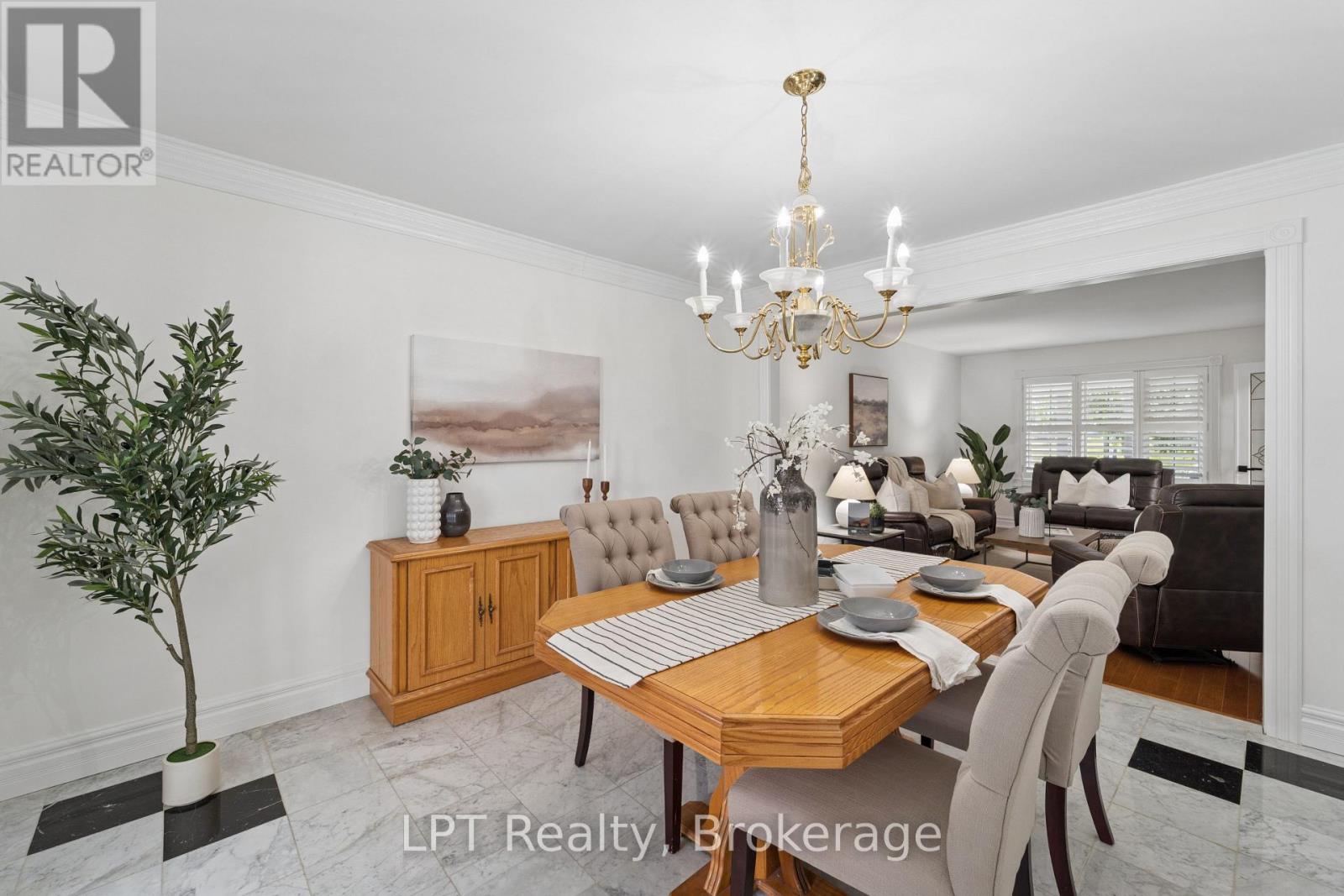 1 MAYFIELD CRESCENT - Image 11