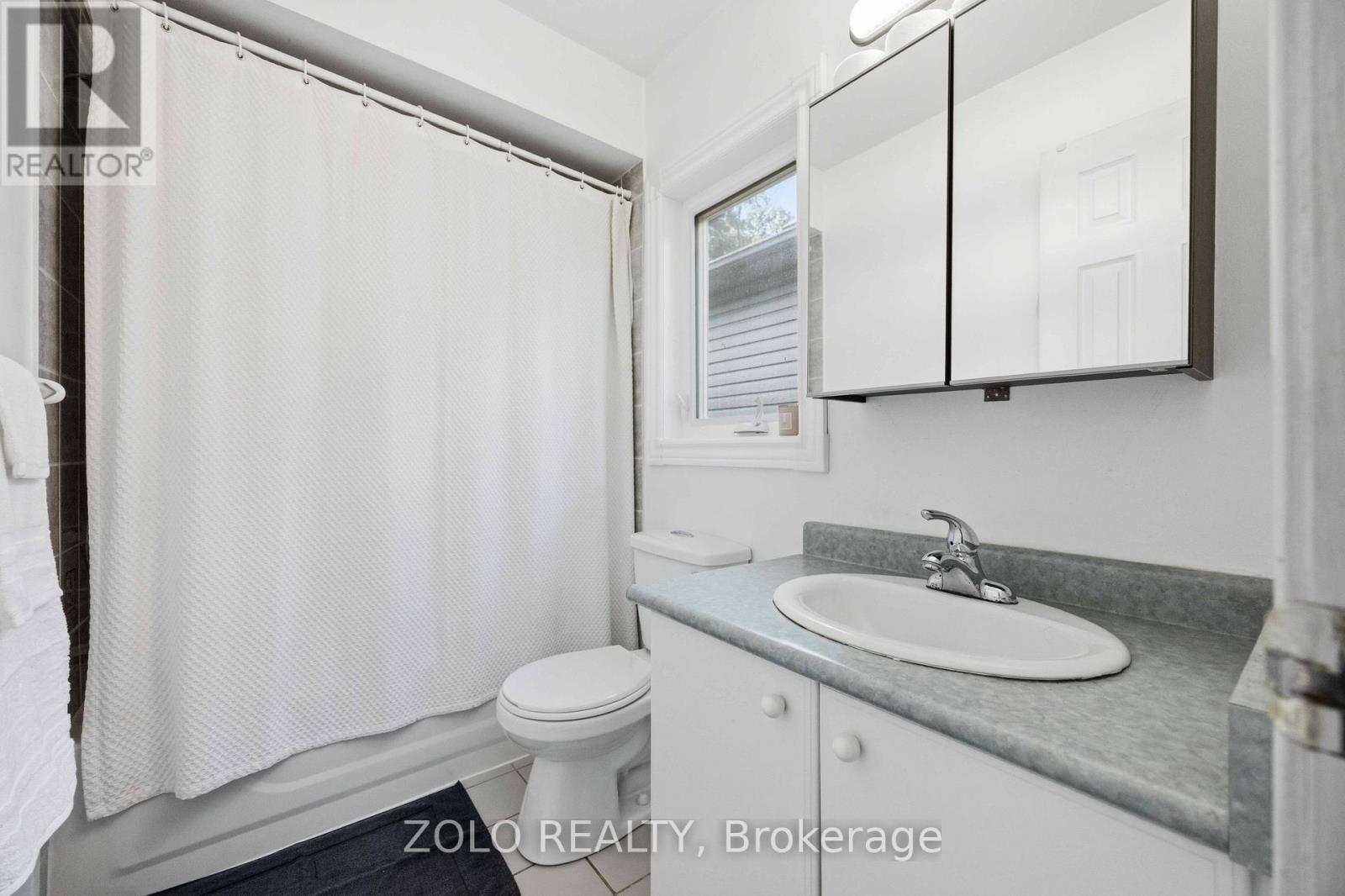 82 PIPERBROOK CRESCENT - Image 16