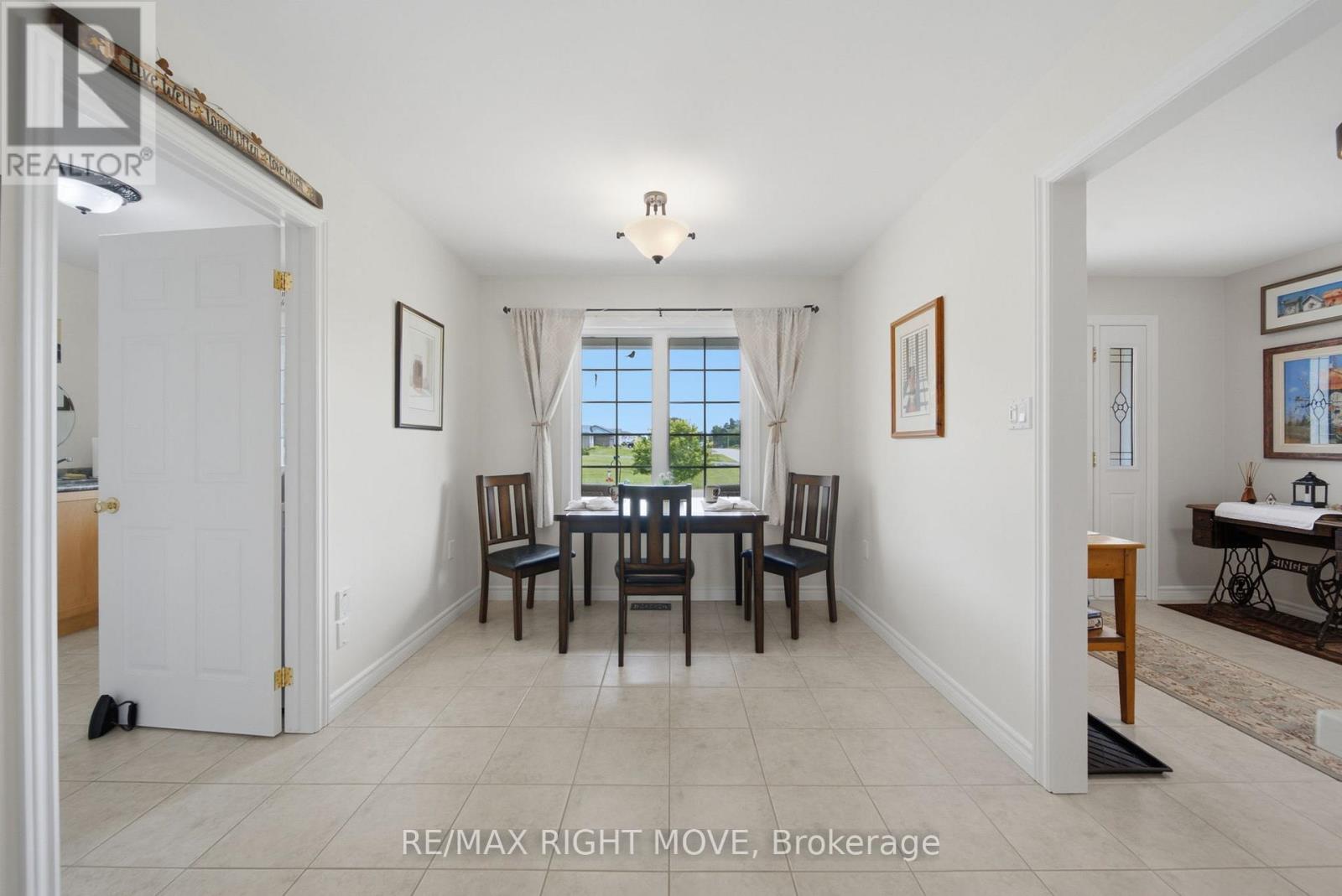 4700 ZACHARY CRESCENT - 10