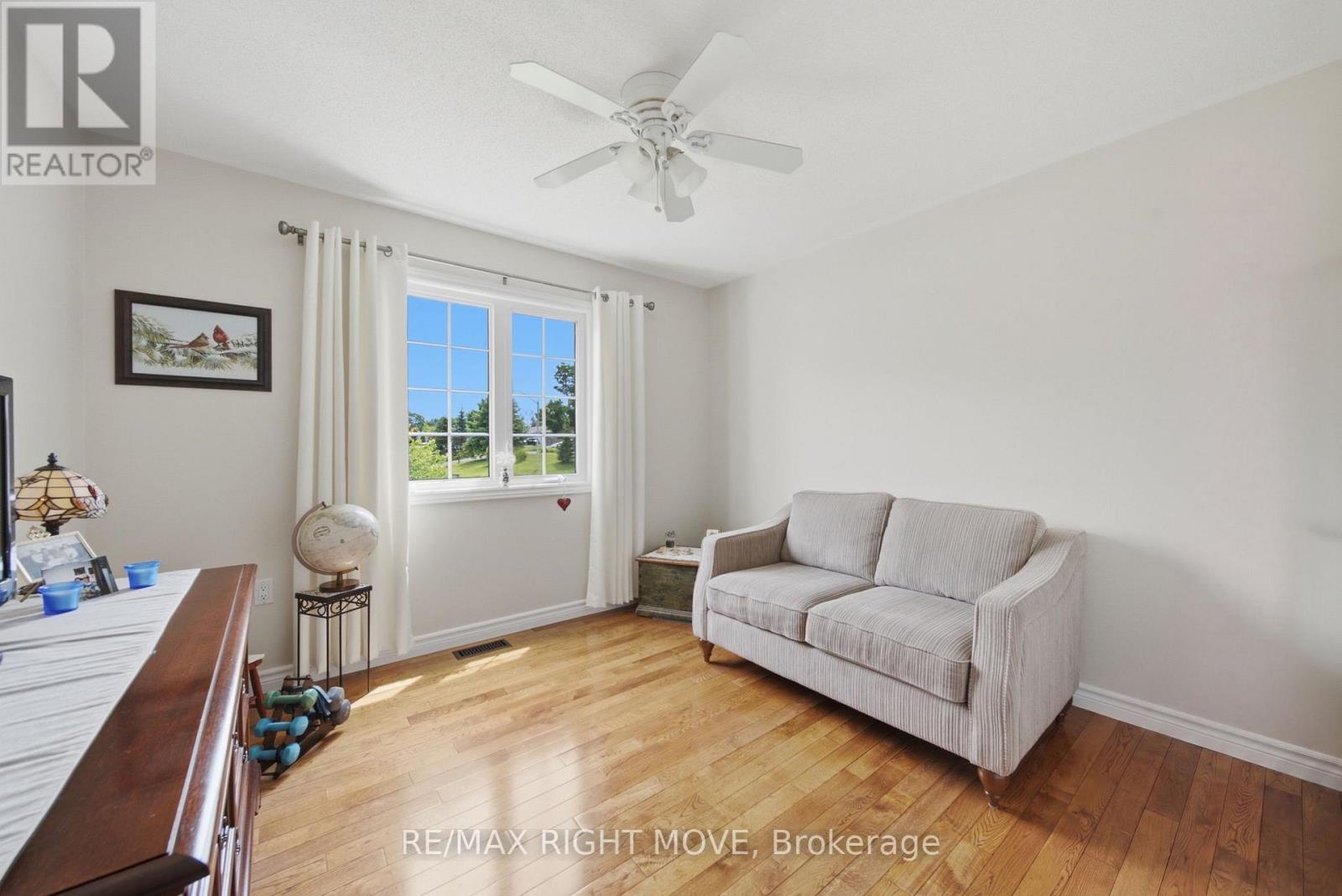 4700 ZACHARY CRESCENT - 13