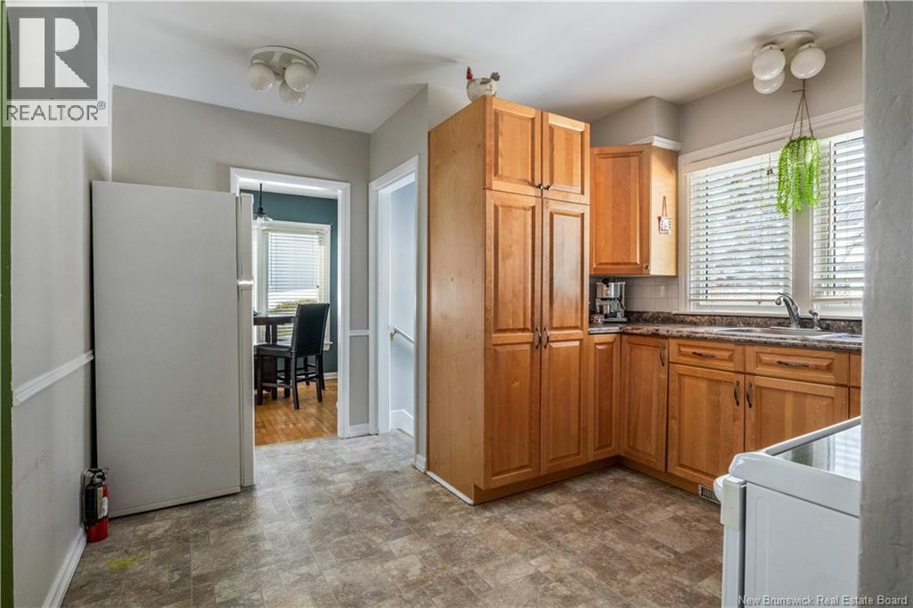 12 Kilburn - Image 13