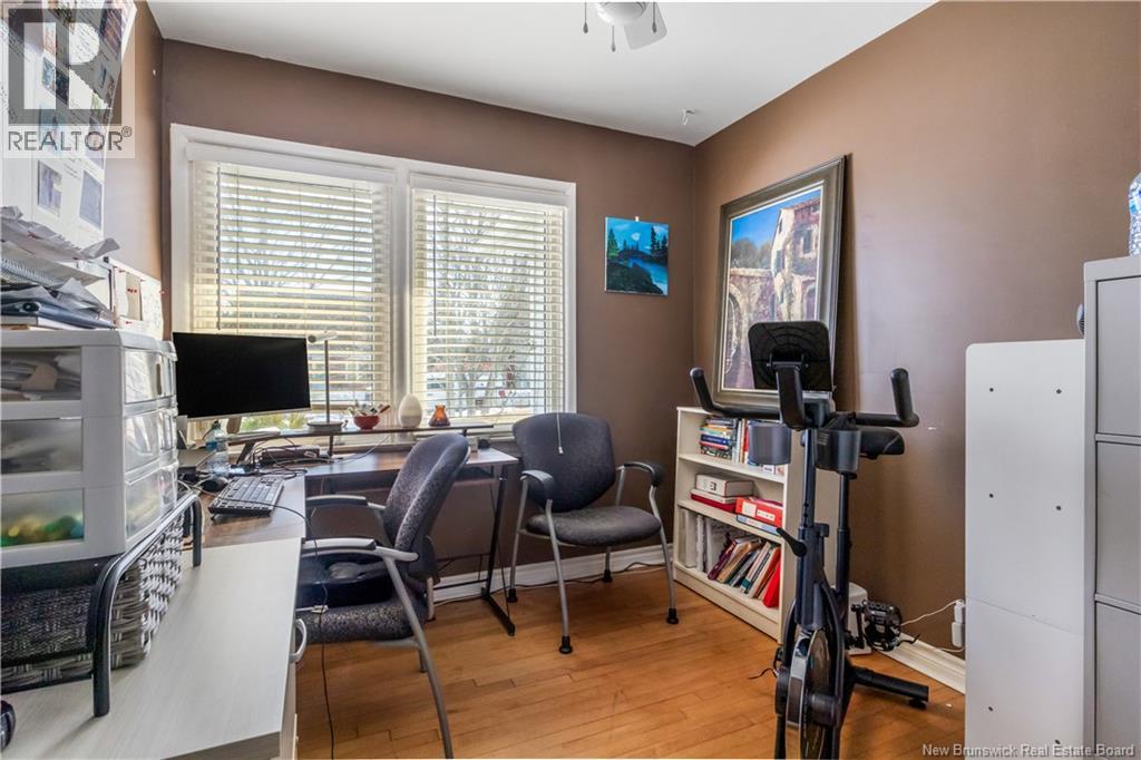12 Kilburn - Image 18