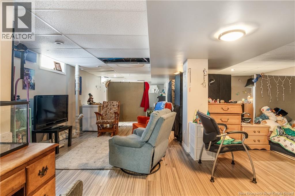 12 Kilburn - Image 24