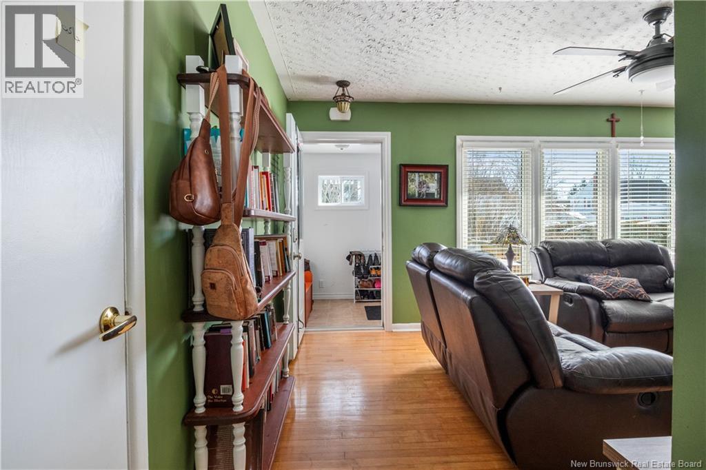 12 Kilburn - Image 8
