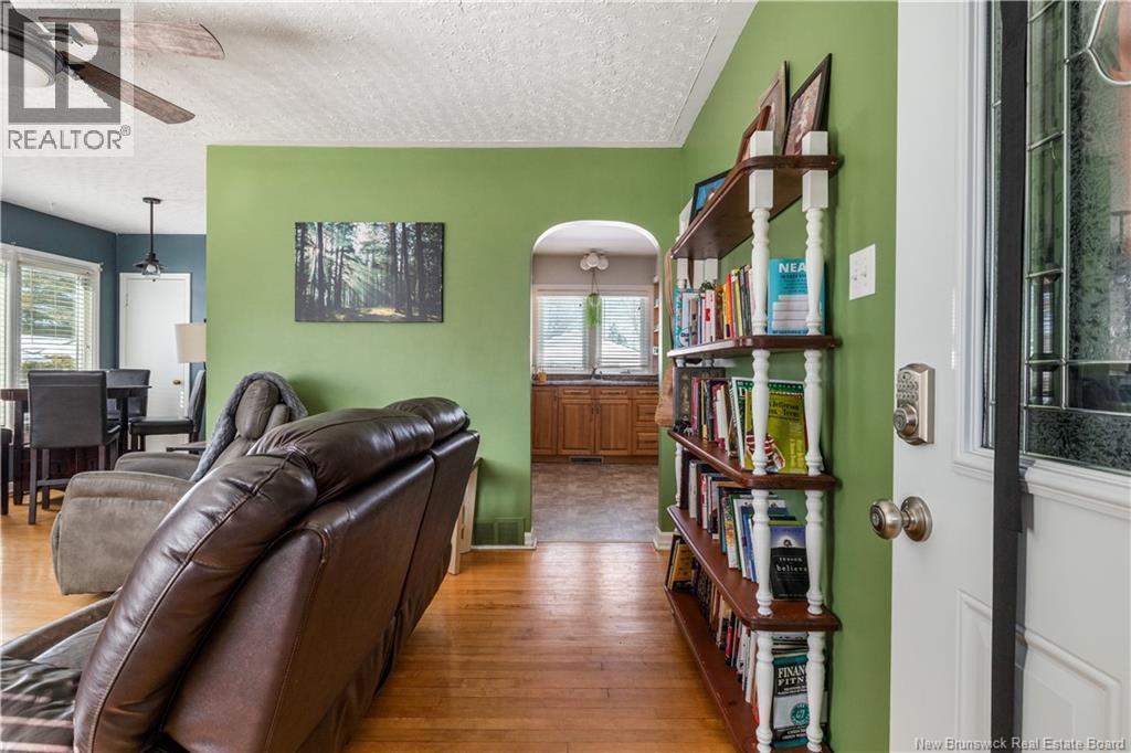 12 Kilburn - Image 9