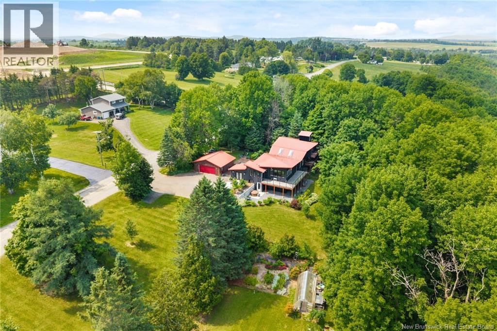 329 Riverview Drive - 6