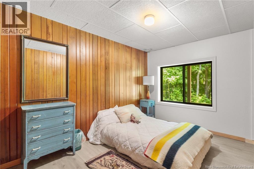 329 Riverview Drive - 26