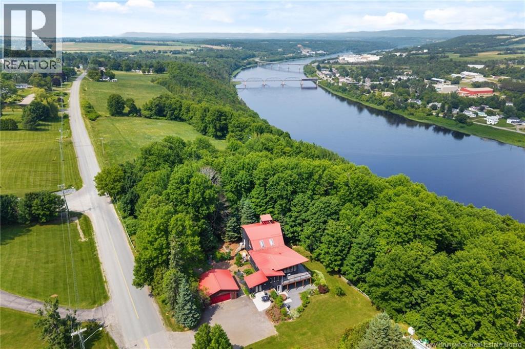 329 Riverview Drive - 5