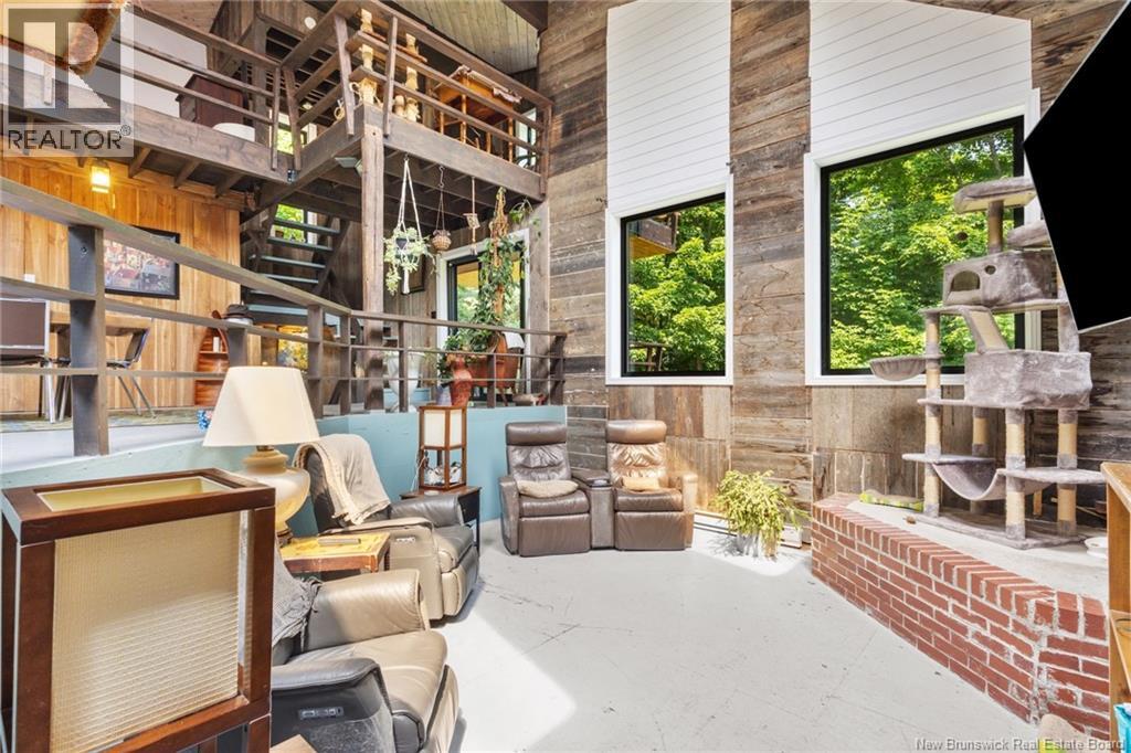 329 Riverview Drive - 32
